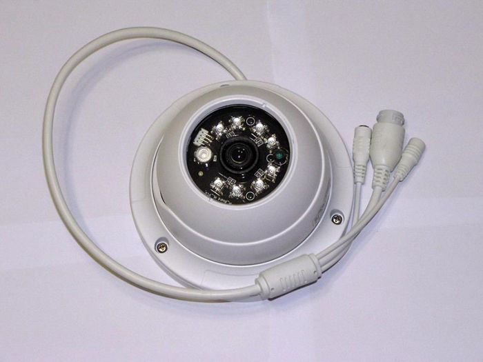 2.0MP купольная IP Камера RVA-DM312CC80-EP