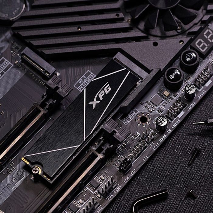 Накопичувач SSD M.2 ADATA GAMMIX S70 BLADE 1TB 2280 PCIe 4x4 NVMe 3D NAND Read/Write:7400/5500 MB/sec (AGAMMIXS70B-1T-CS)