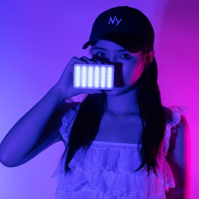 Накамерне світло RGB HUE 360 2500-9000К Ulanzi VL120RGB White