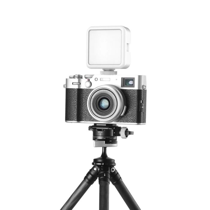 Відео світло міні LED 5500К CRI 95+ білий Ulanzi VL49