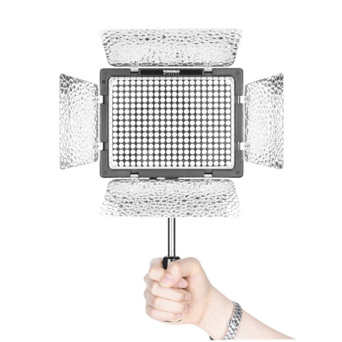 Постійне LED світло комплект софтбокс стійка аккумулятор Yongnuo YN300 III Kit
